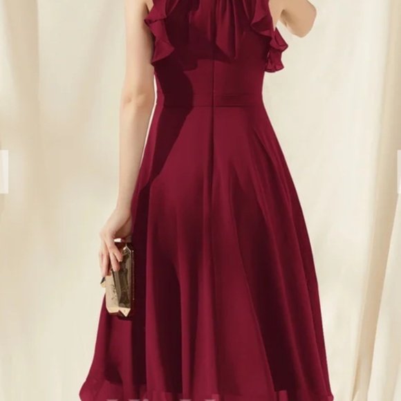 Chiffon dress with A-line scoop tea-length with cascading ruffles - Picture 2 of 8